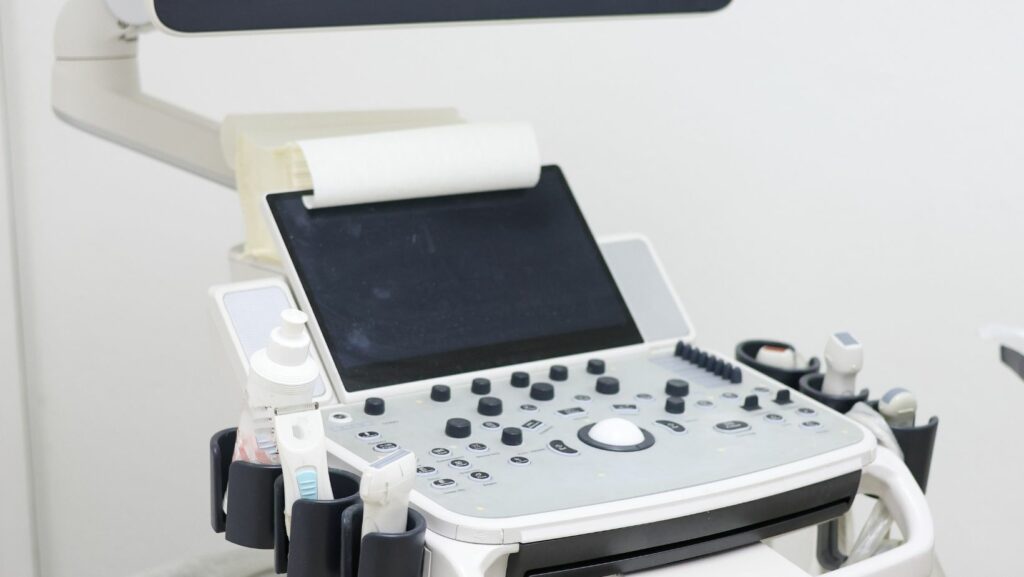 how to become a ultrasound tech